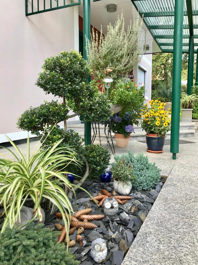Pension Traude Graz Exteriör bild